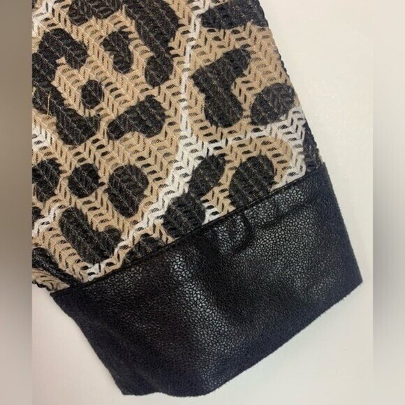 Mona Leah Couture Ladies Mesh Zippered Blouse Cardigan Animal Print Size Medium - Picture 10 of 12